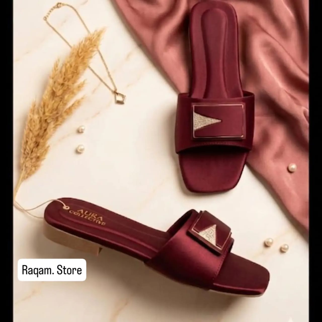 Twin Tone Flats
